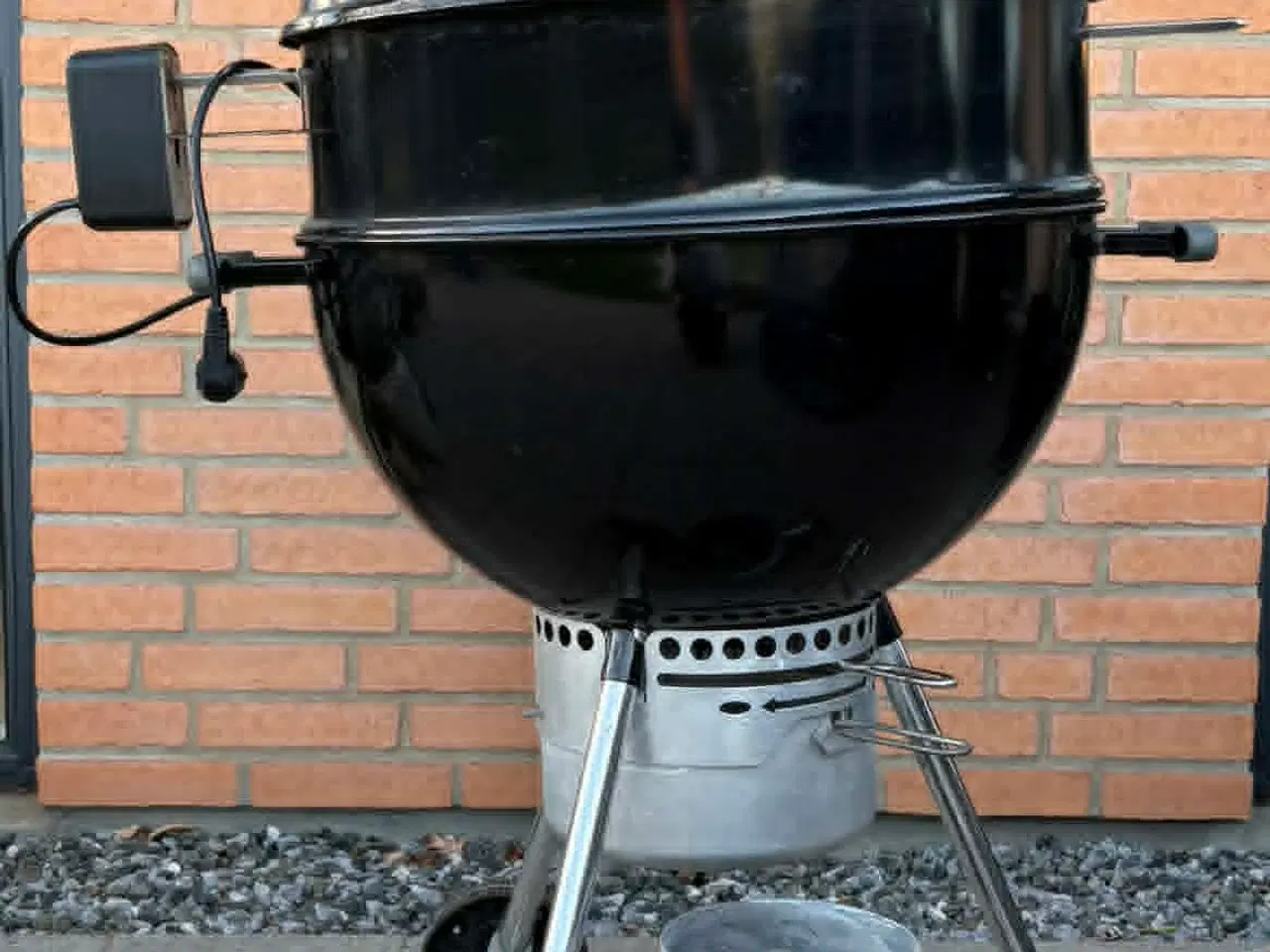 Billede 3 - Weber Premium kuglegrill 57 cm. inkl. rotisseri