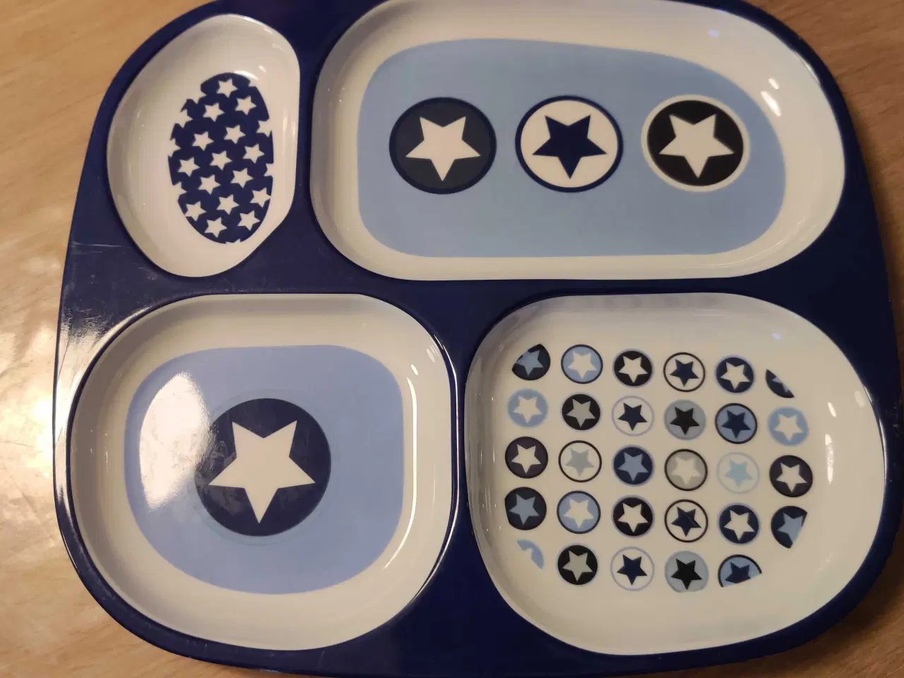 Billede 1 - Tallerken med 4 ruminddeling