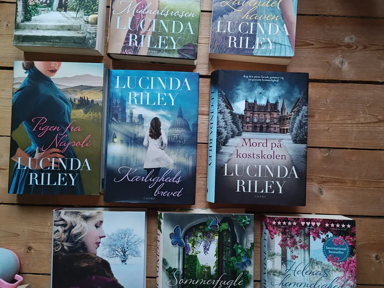 Billede 1 - 9 stk Lucinda Riley Bøger