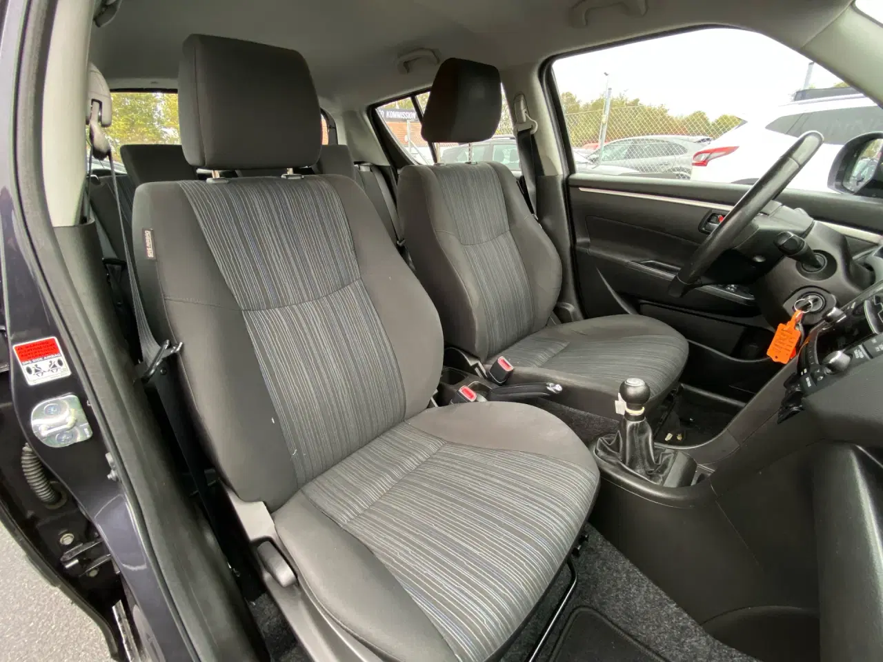 Billede 8 - Suzuki Swift 1,2 Dualjet 16V Club 90HK 5d