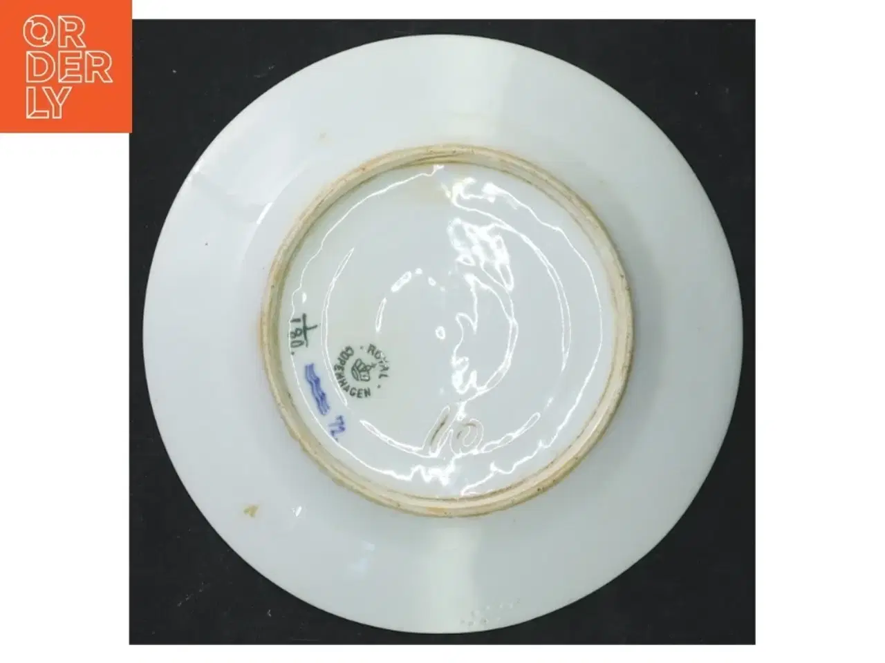 Billede 4 - Porcelæn tallerken fra Royal Copenhagen, musselmalet (str. Ø 17 cm)