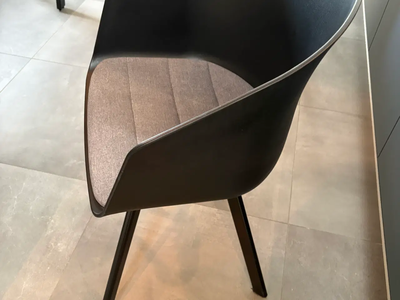 Billede 7 - Spisebord med Linoleum 