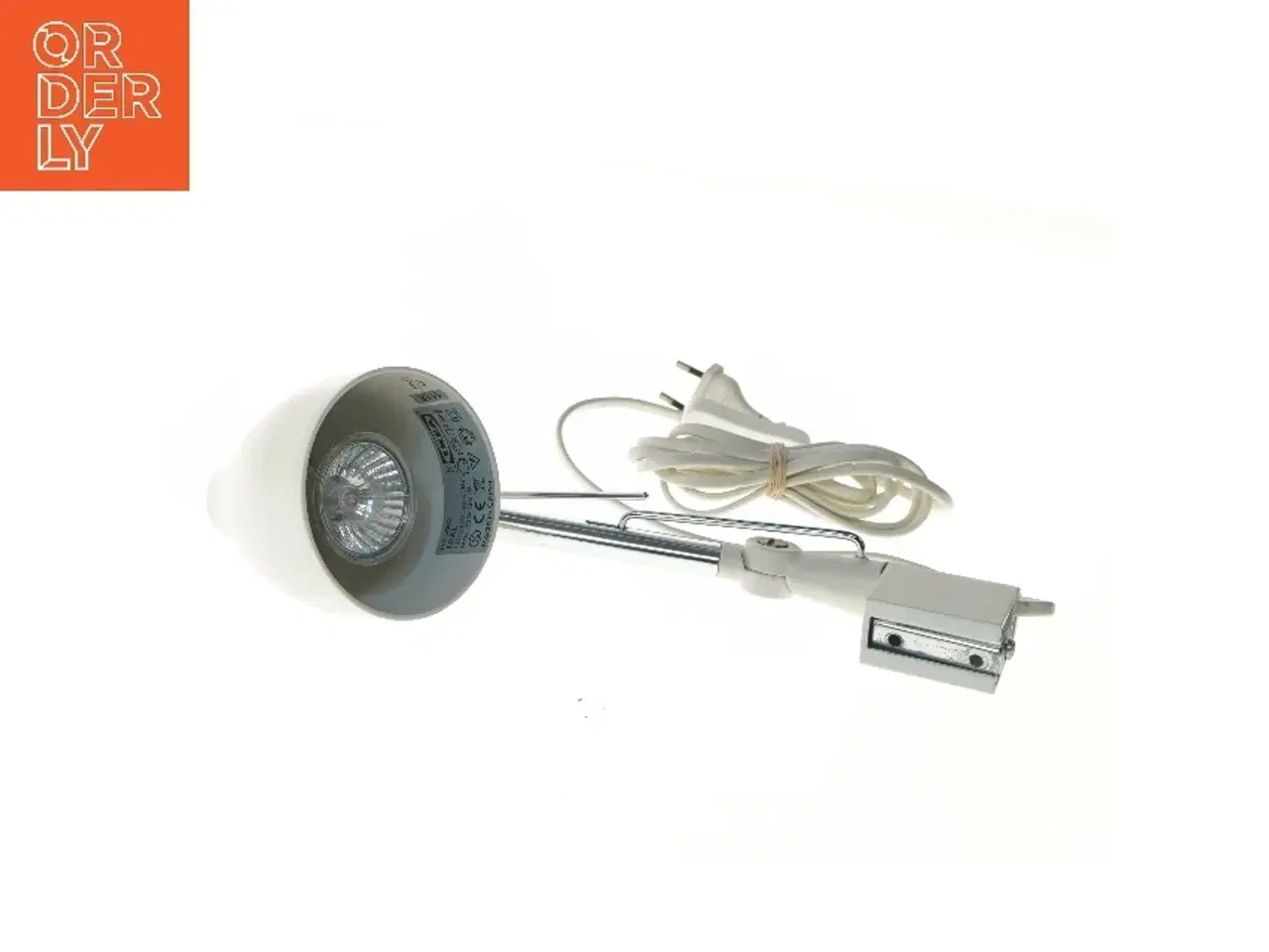 Billede 3 - Hvid bordlampe med klips fra IKEA (str. 37 cm)