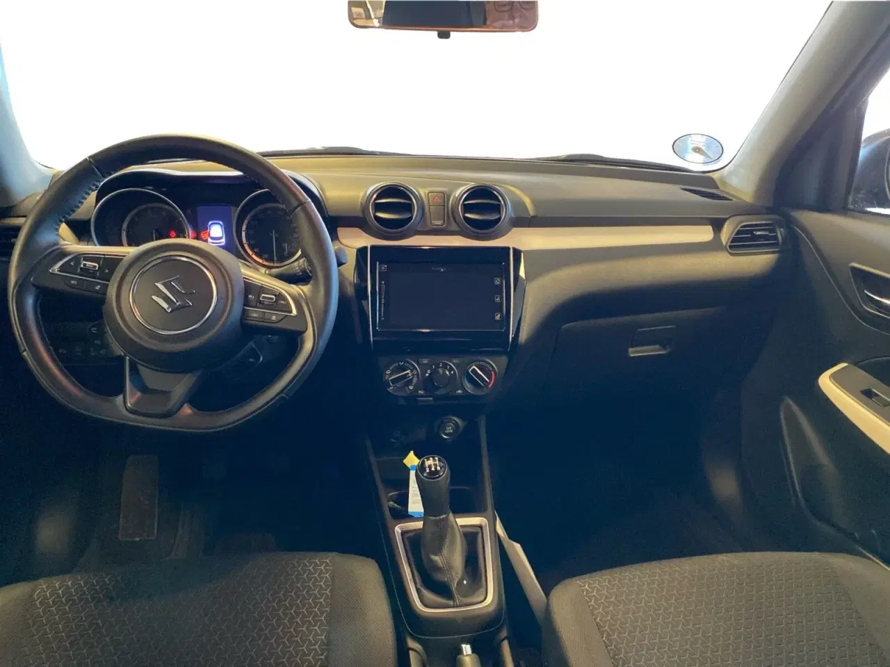 Billede 6 - Suzuki Swift 1,2 Dualjet Mild hybrid Action AEB 83HK 5d