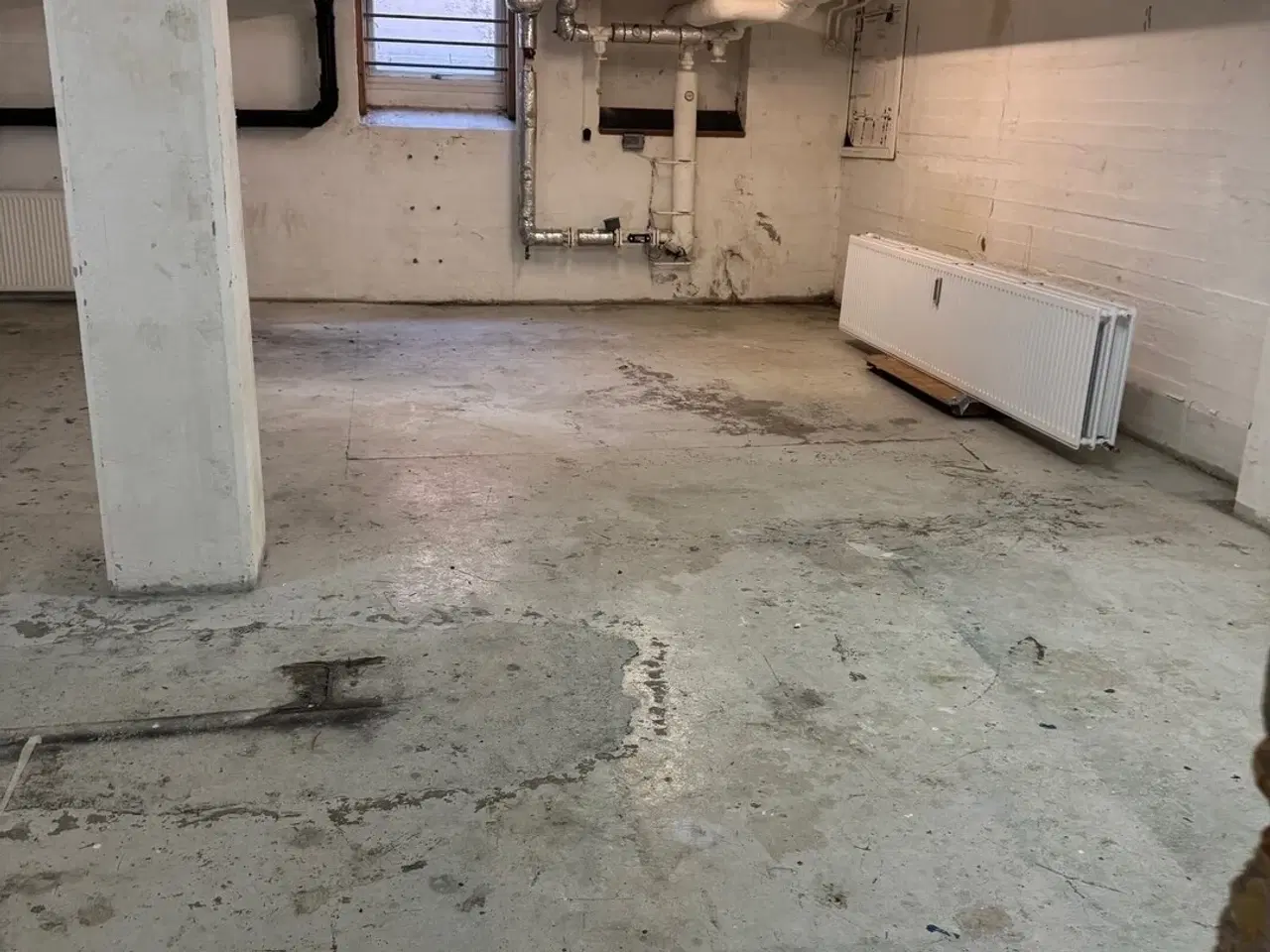 Billede 9 - Kreativt kælderlokale til leje – perfekt til lager eller mindre produktion
