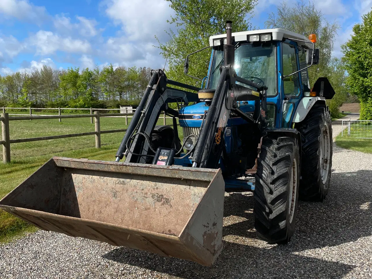 Billede 2 - Ford Traktor 6810 4WD