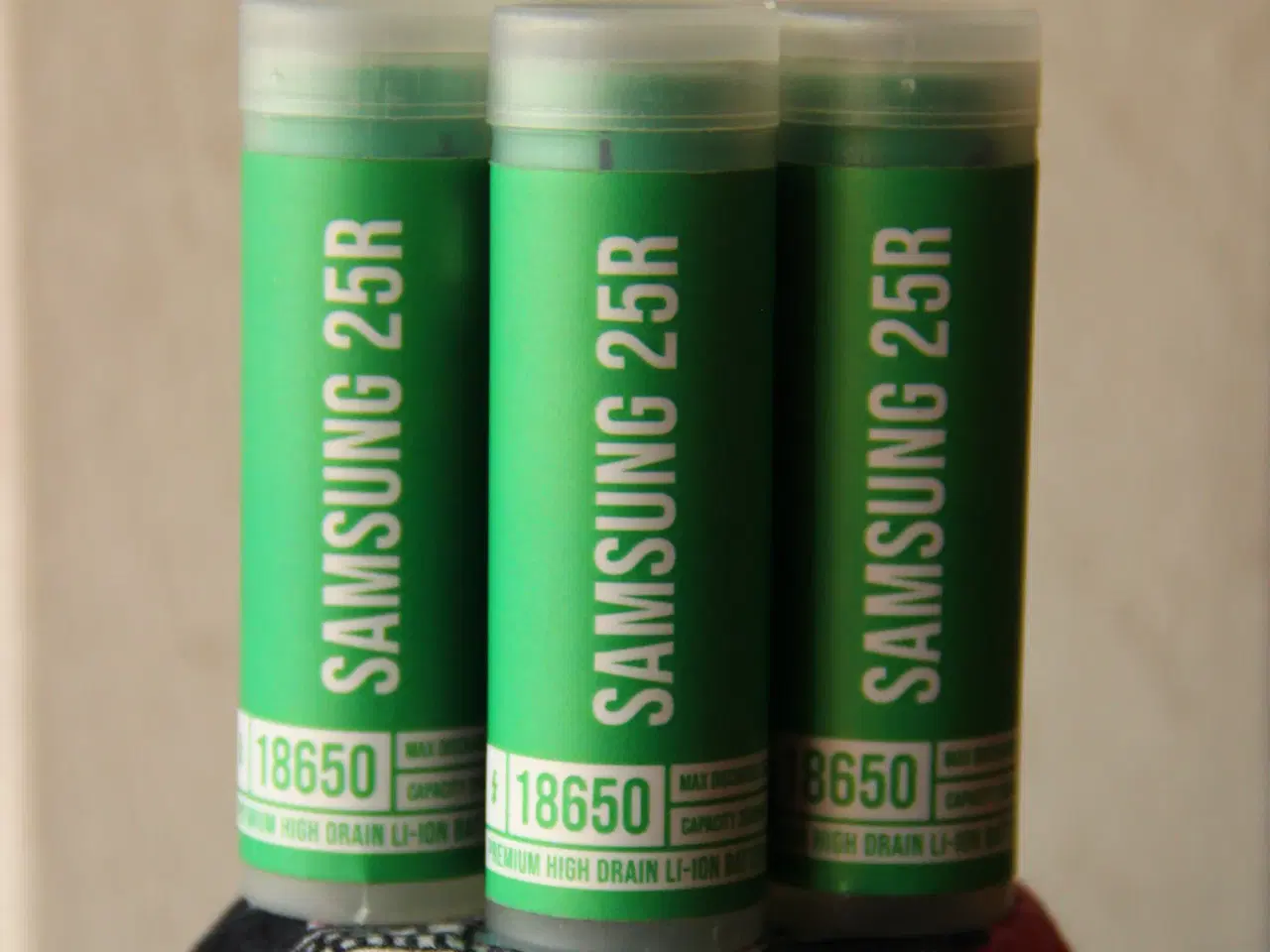 Billede 4 - SAMSUNG Li-Ion batterier + oplader