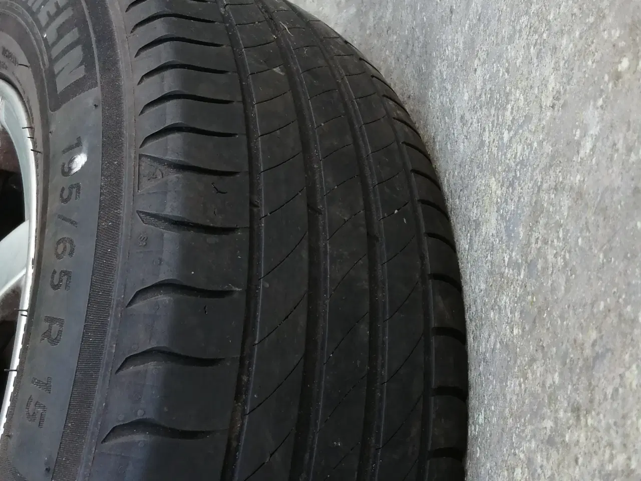 Billede 1 - 4Aufælge med sommer dæk til citroen c5 og peugeot 
