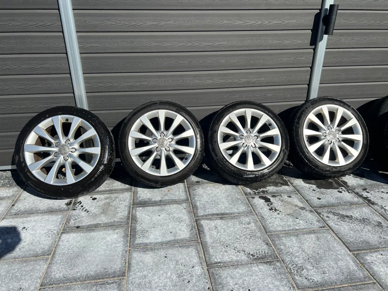 Billede 1 - Originale audi alufælge med vinterdæk 5x112