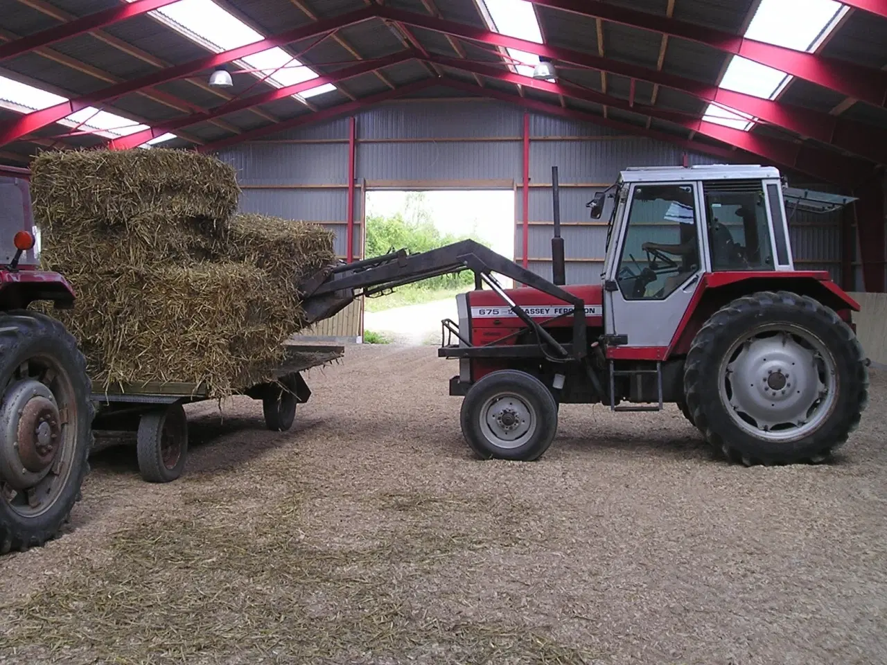 Billede 2 - Traktor med frontlæsser, Massey Ferguson 675
