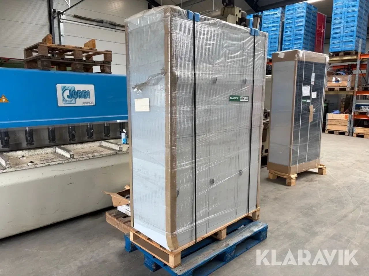 Billede 3 - Værkstedsskabe