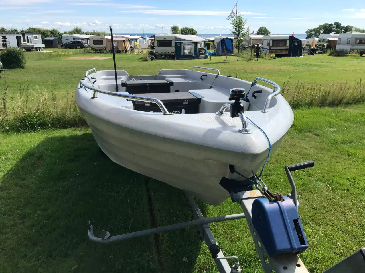 Billede 11 - Pioner 15 med motor og trailer