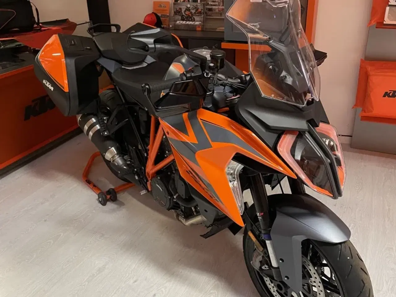 Billede 1 - KTM 1290 Super Duke GT