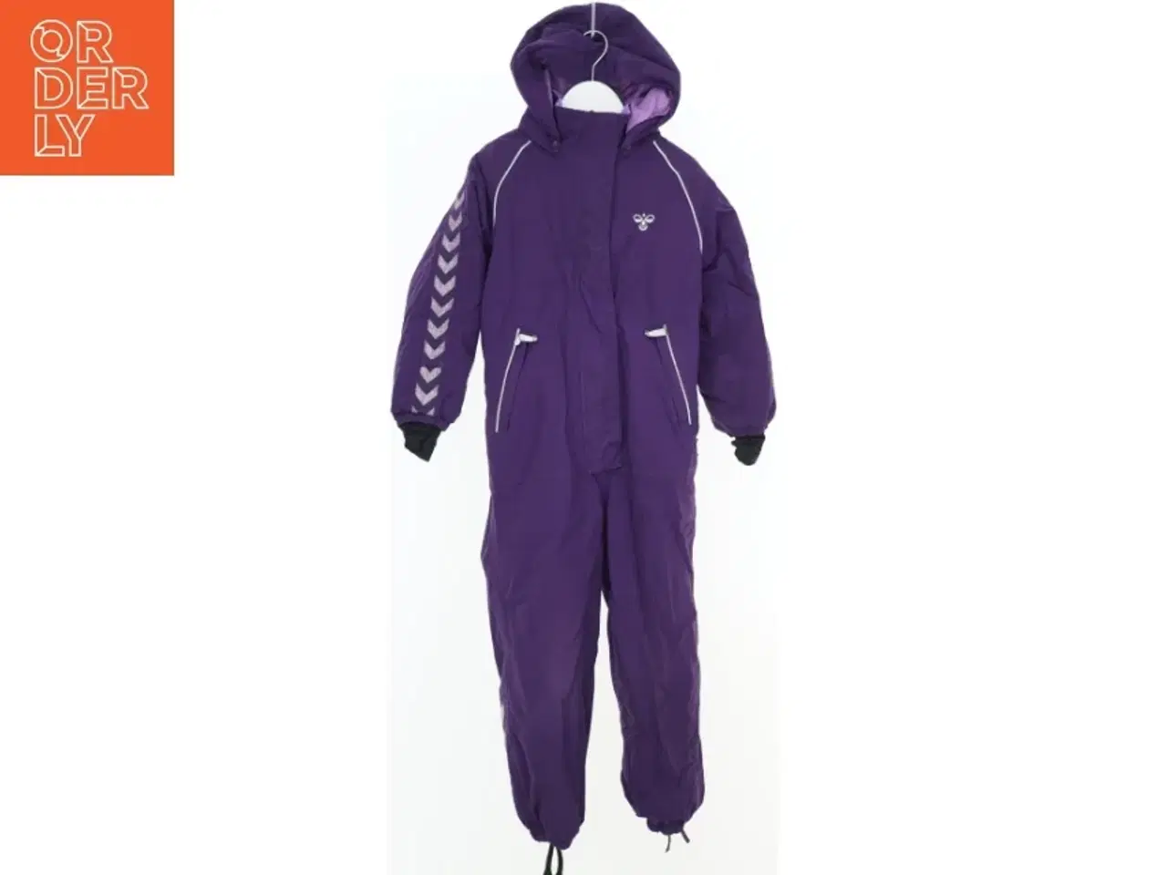 Billede 1 - Børne flyverdragt fra Hummel (str. 116)