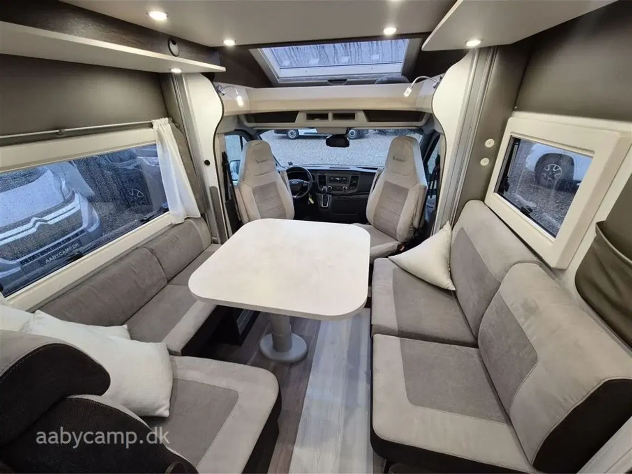 Billede 9 - 2020 - Benimar Tessoro 483   Nk pakke. Automatgear. solceller. Lithium batteri. inverter. maxxfan. Duo control. Markise. helårsdæk. undervognsbehandlet