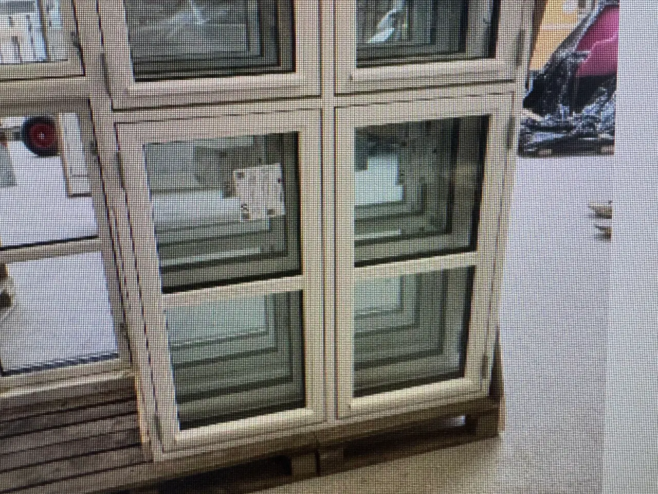 Billede 1 - Nye dannebrogs vinduer i træ/Alu