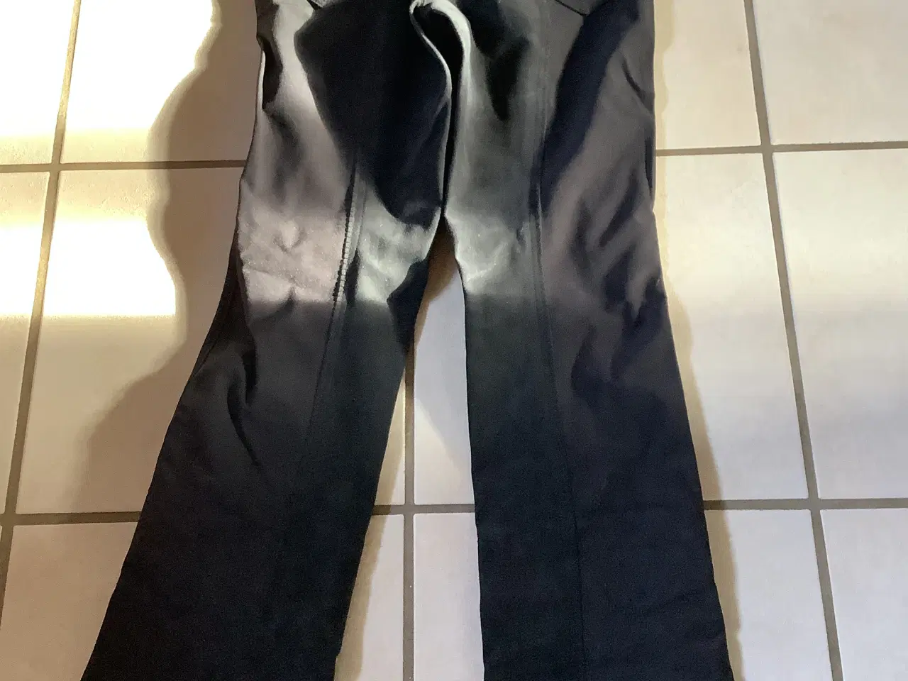 Billede 2 - Nye ridebukser sælges..