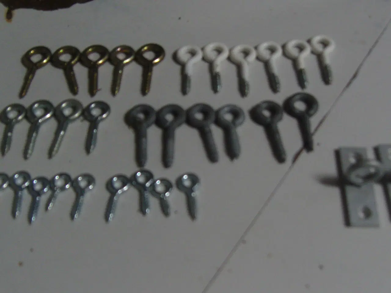 Billede 4 - Storm kroge 11stk + div.