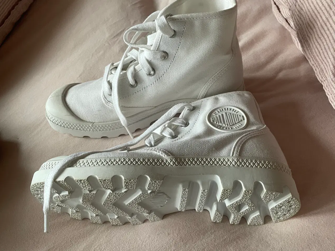 Billede 1 - Palladium støvler