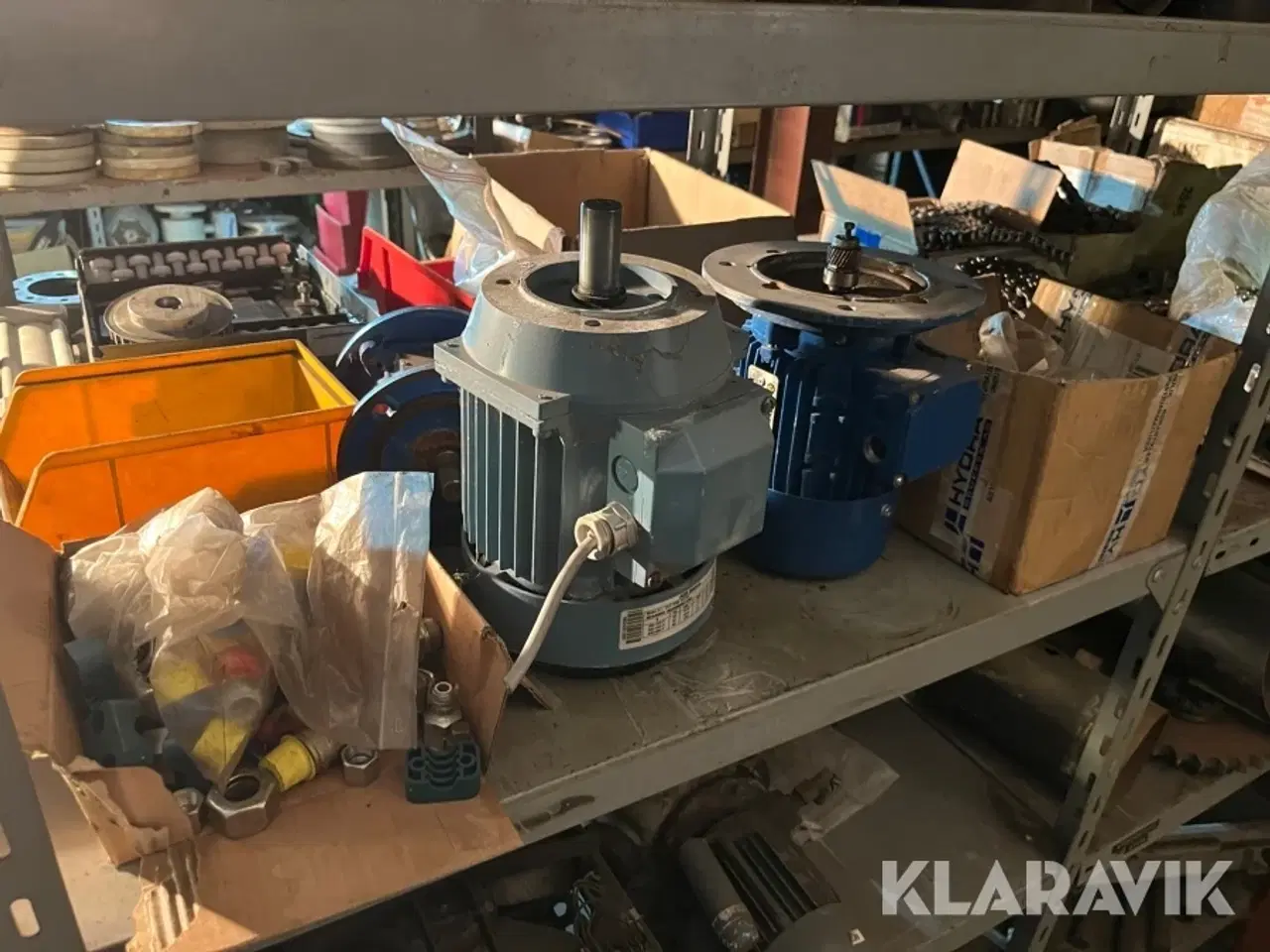Billede 8 - Blandet lot Generatorer, blæser, fittings og diverse andet