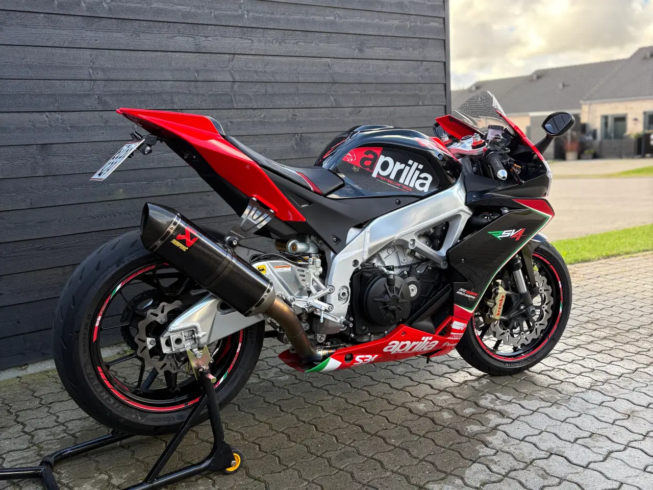 Billede 1 - Aprilia RSV4