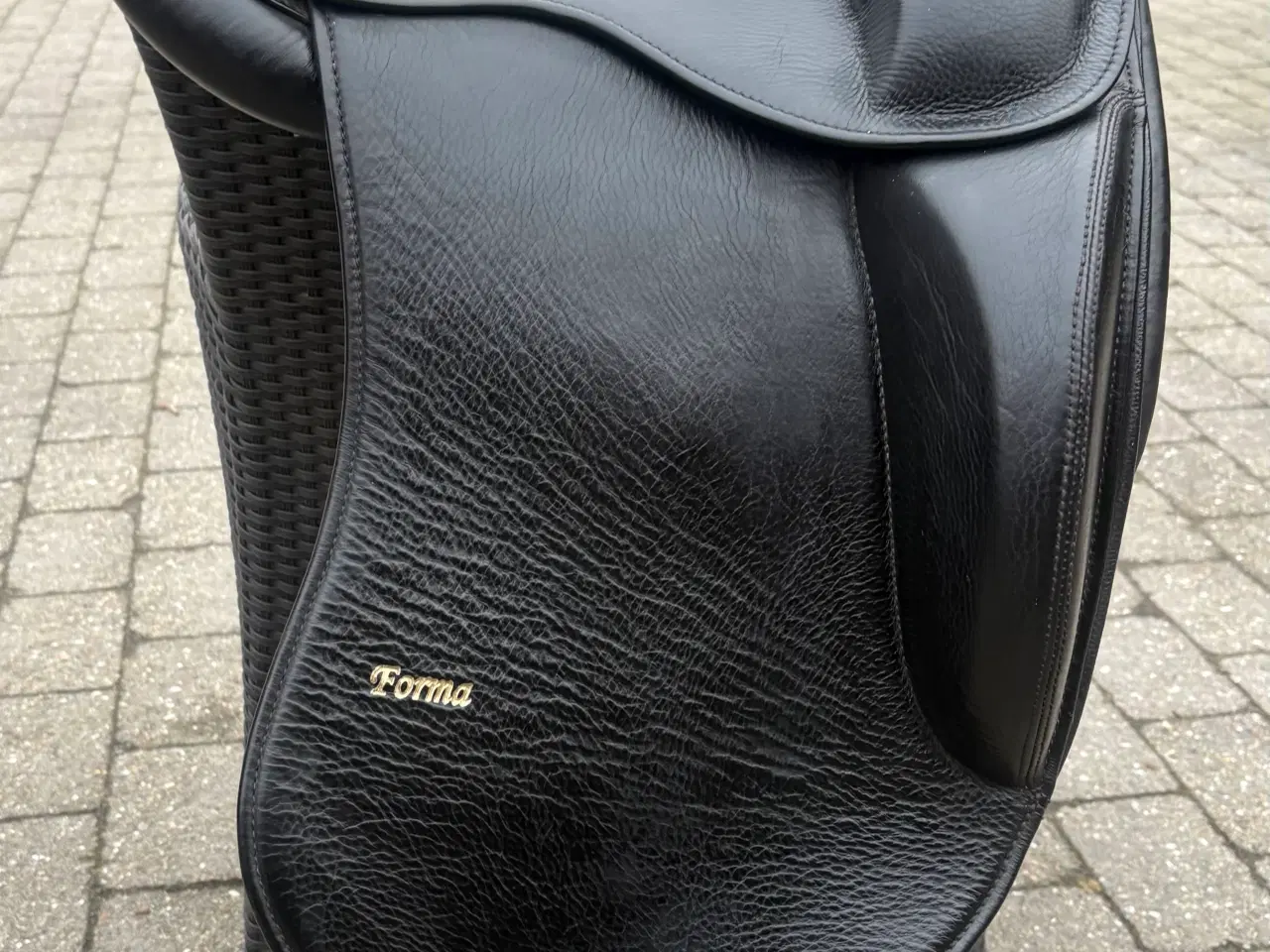 Billede 2 - Eques Forma 16”