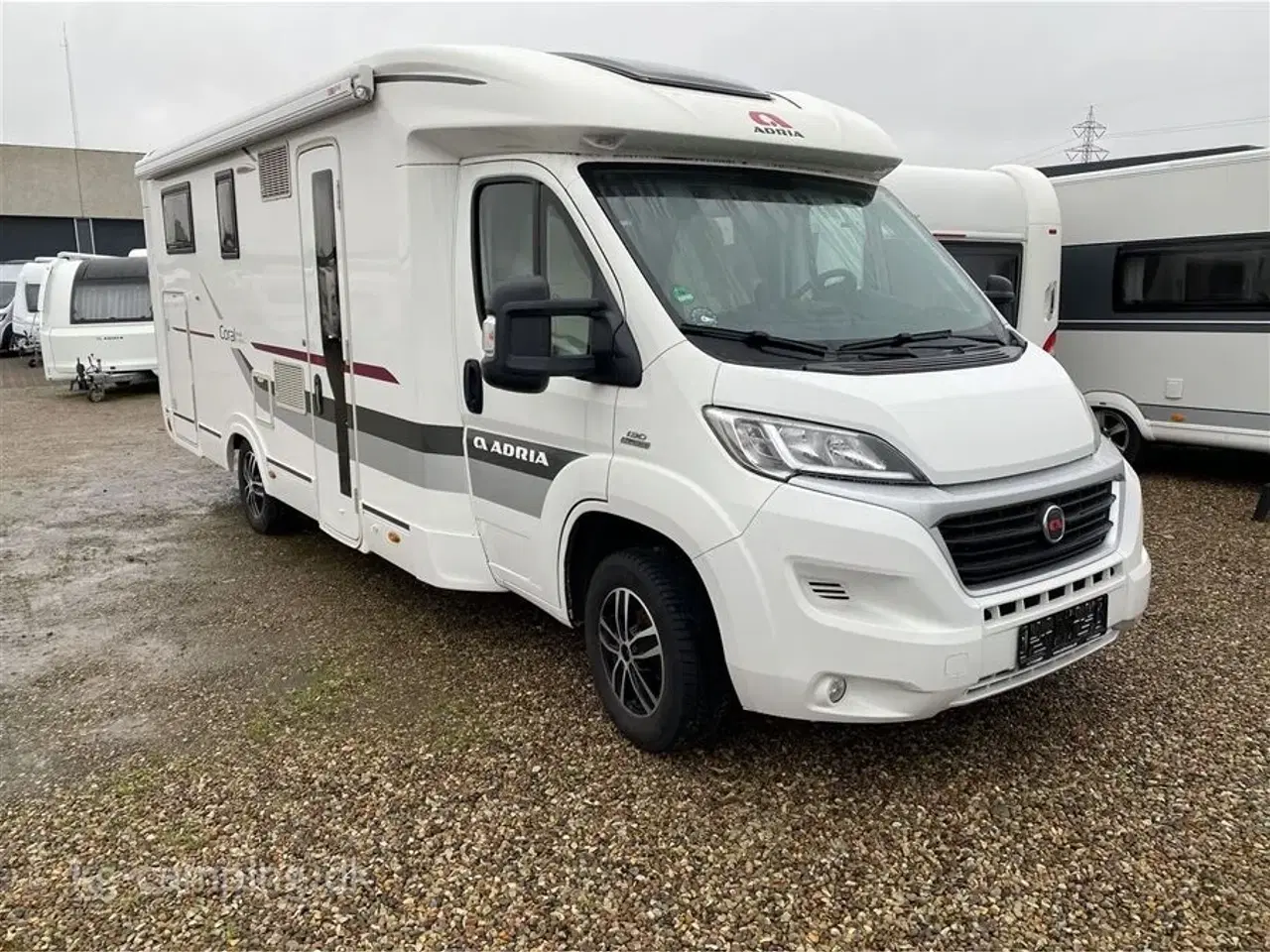 Billede 4 - 2015 - Adria Coral Plus 670 SL Flot Adria Coral med lækre læder sæder.