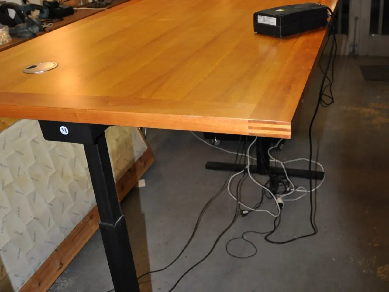Billede 2 - Hævesænkebord