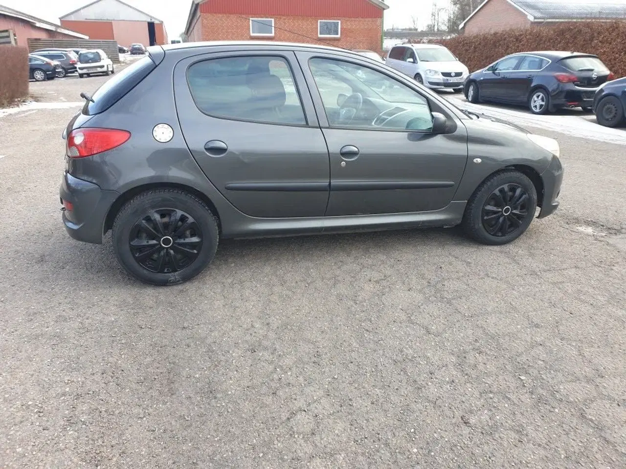 Billede 4 - Peugeot 206 + 2011  1,4 Hdi 68 Hk 5-d Grøn ejerafg