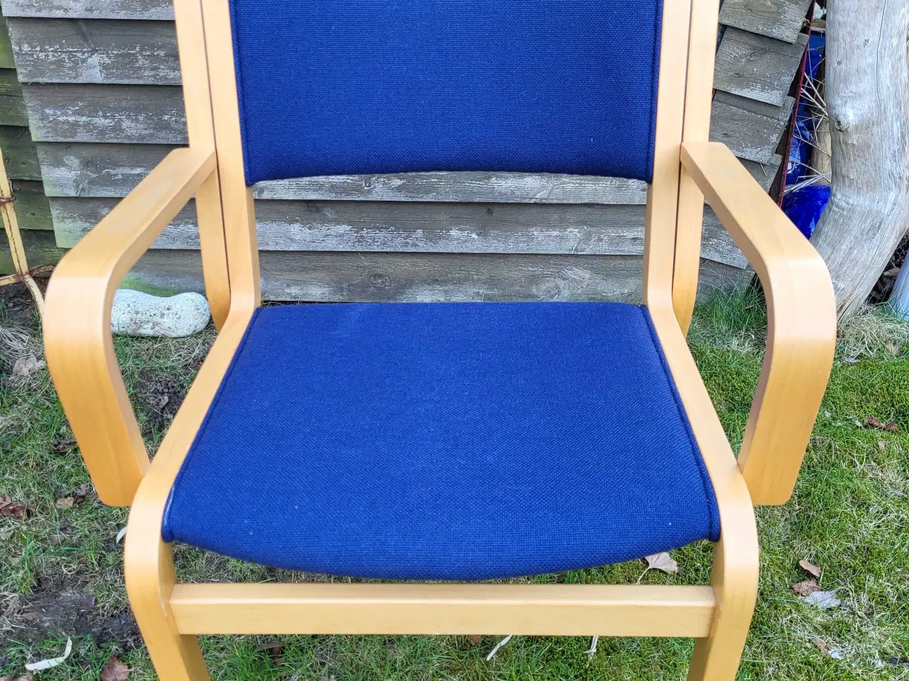 Billede 2 - Magnus Olesen stol model 45 i blå uld og bøg