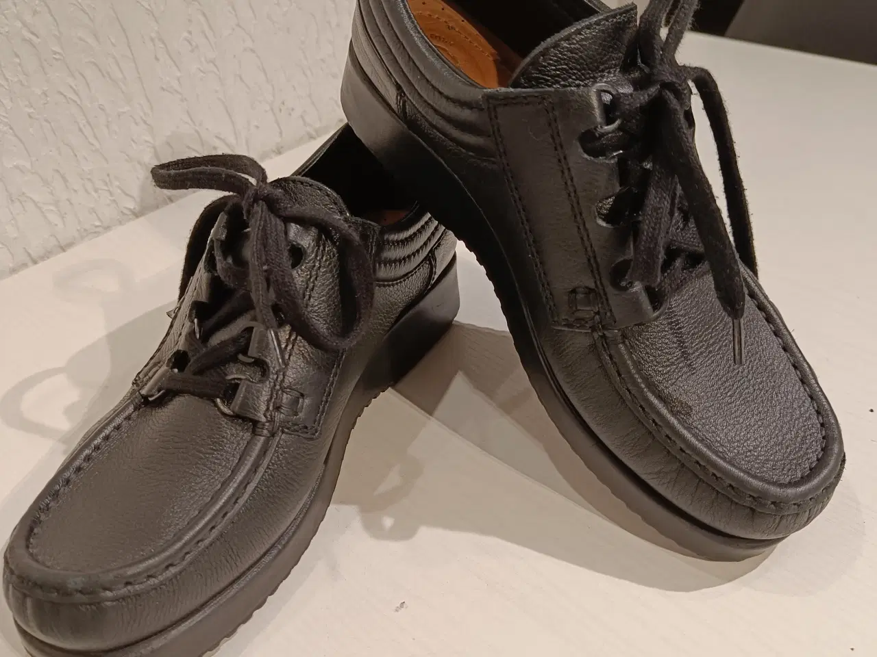 Billede 7 - Ecco sort læder sko 38str 