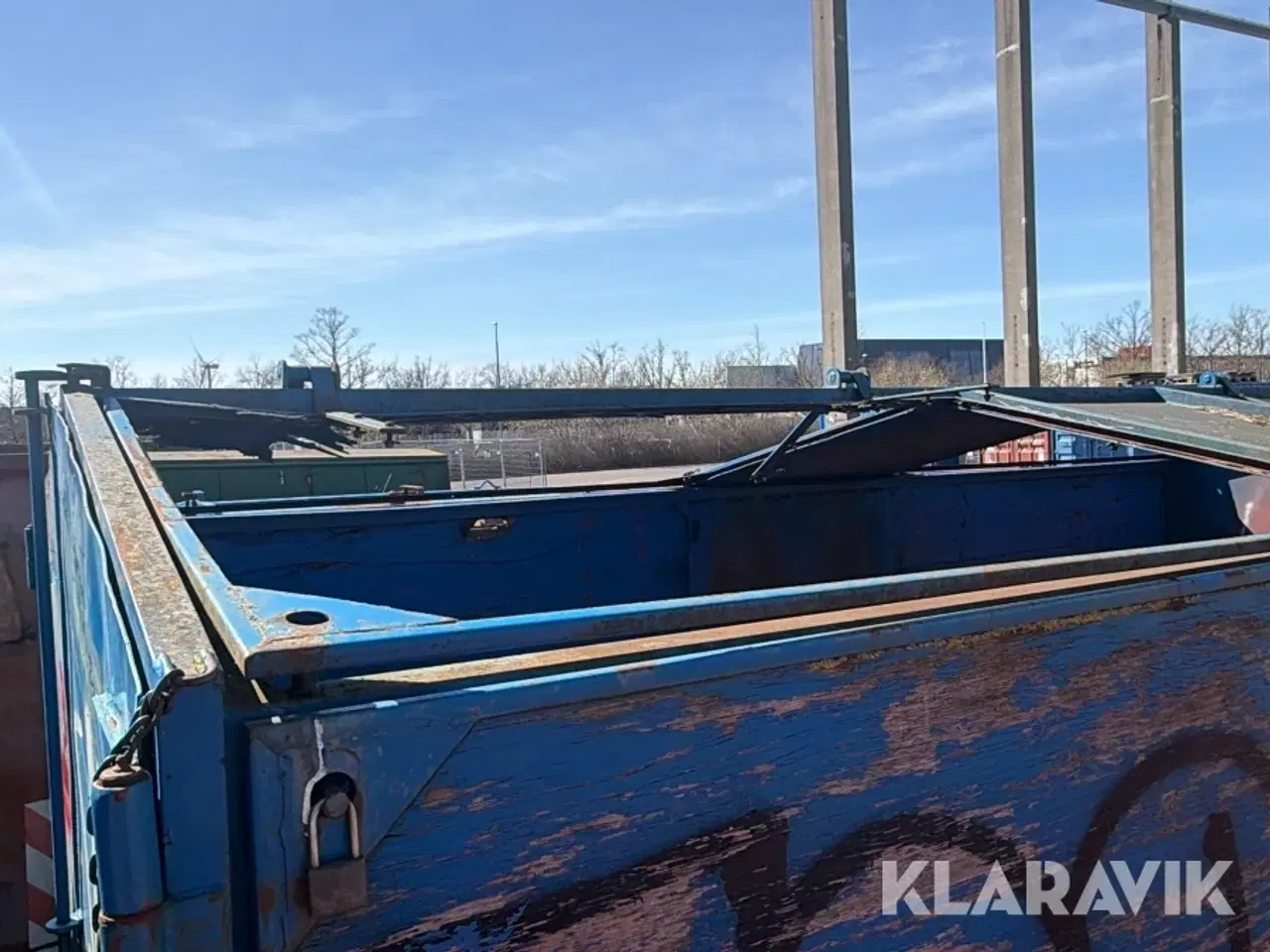 Billede 7 - Lukket container med trælåger