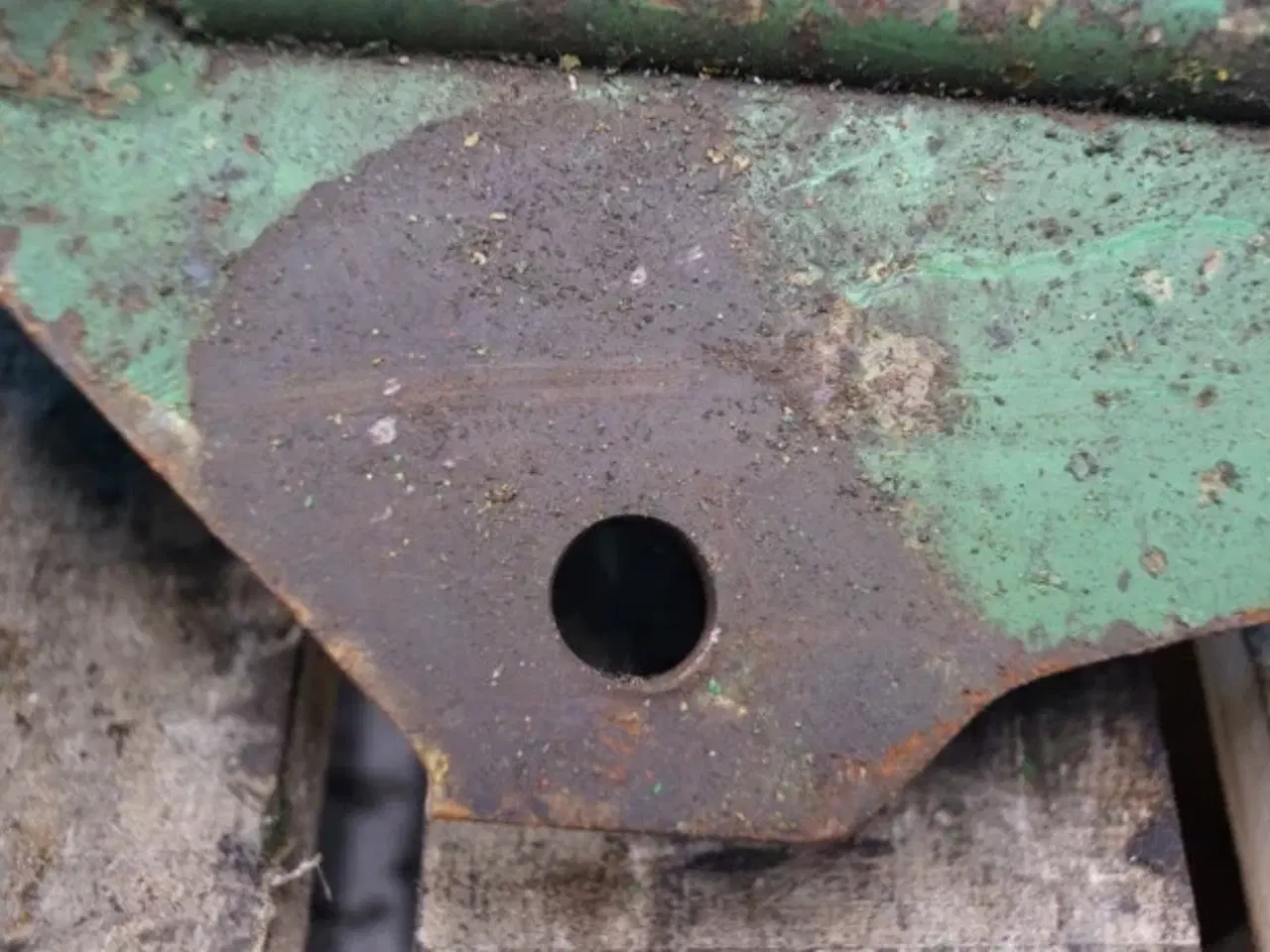 Billede 9 - John Deere 2450 R.H. Liftarm AL26679