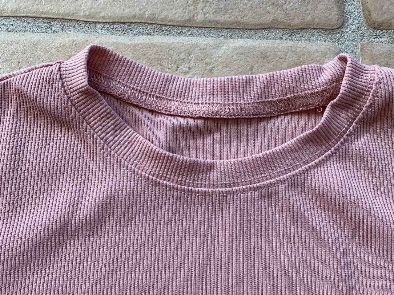 Billede 3 - Dazy t-shirt str.L