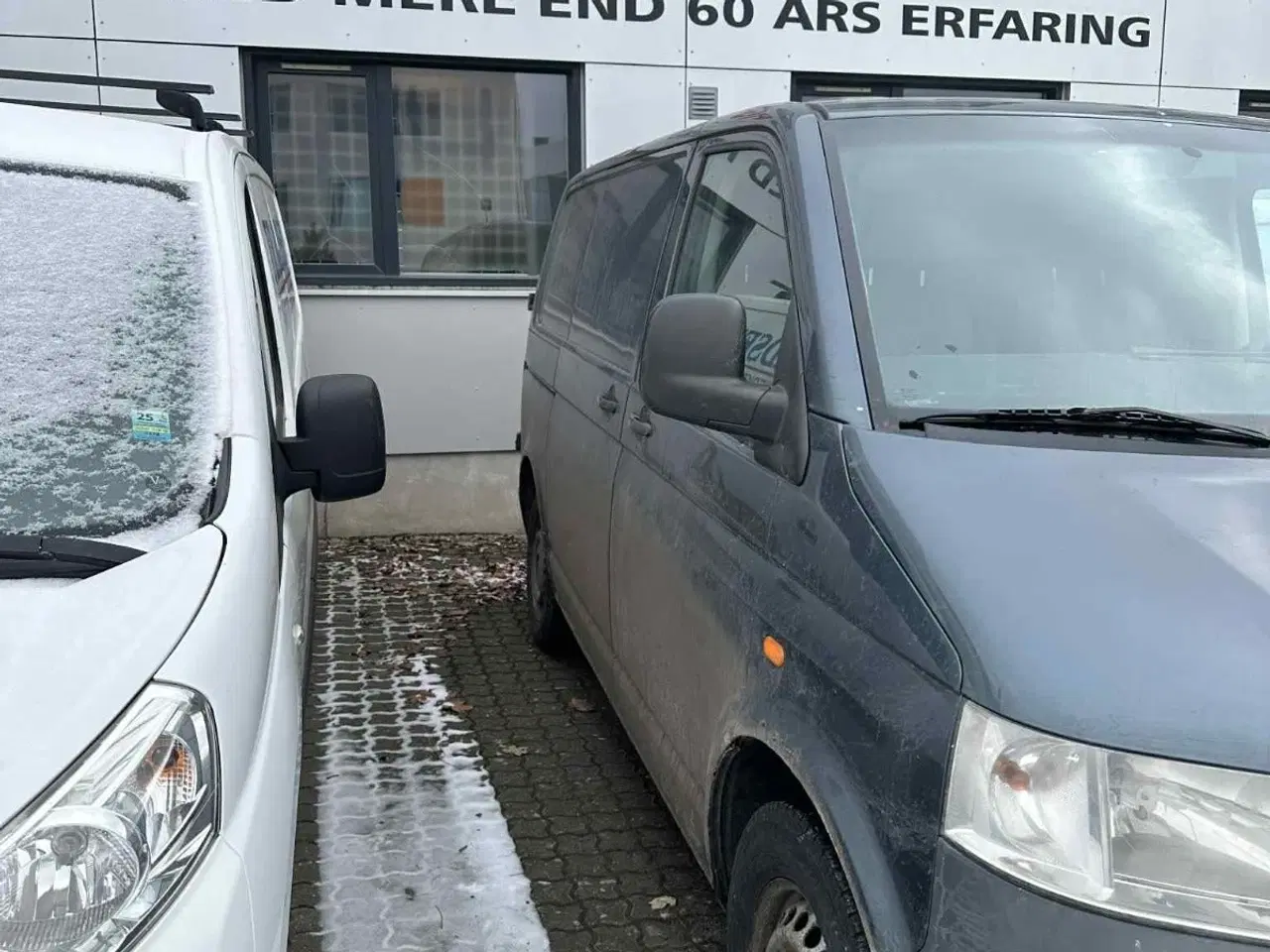 Billede 2 - VW Transporter 2,5 TDi 130 Kassevogn kort