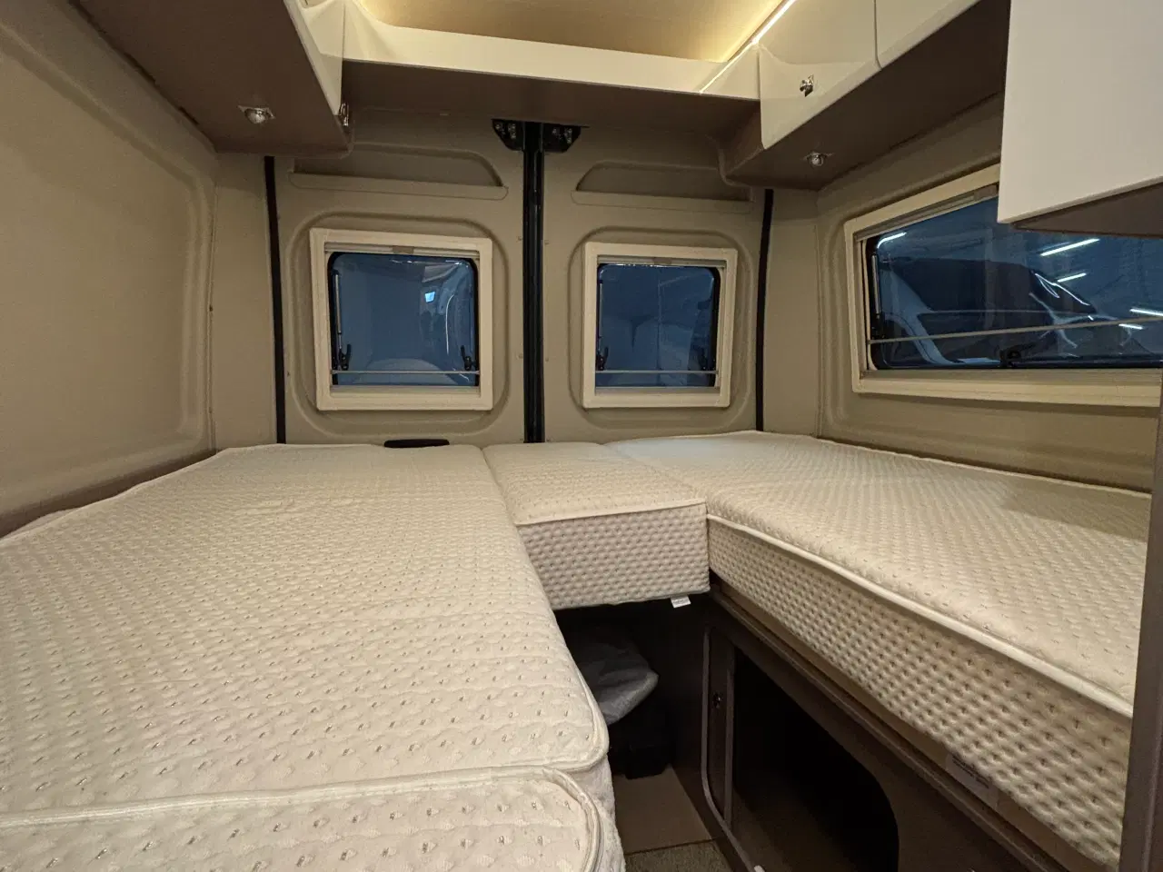 Billede 6 - Autocamper til salg - Bürstner Eliseo C642