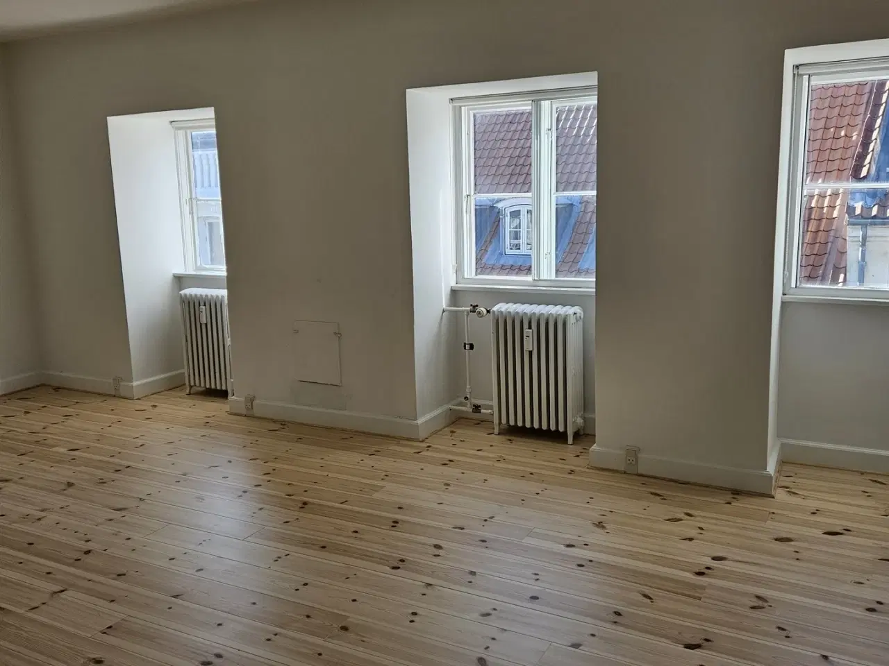 Billede 4 - Latinerkvarteret. Lyst kontorlokale i Storkøbenhavn. tæt på offentlig transport.