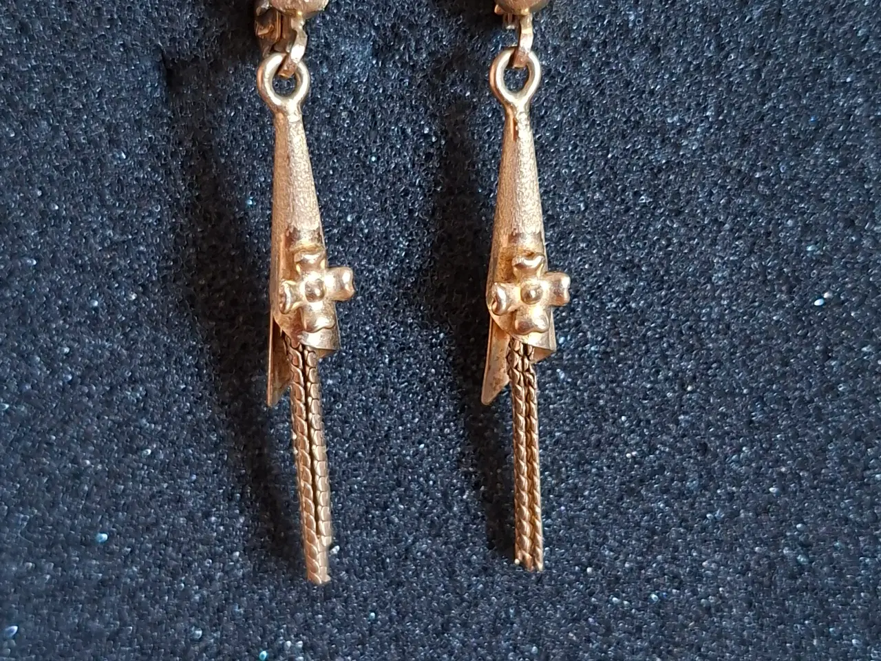 Billede 1 - Super flotte øreringe i 14 kt. guld