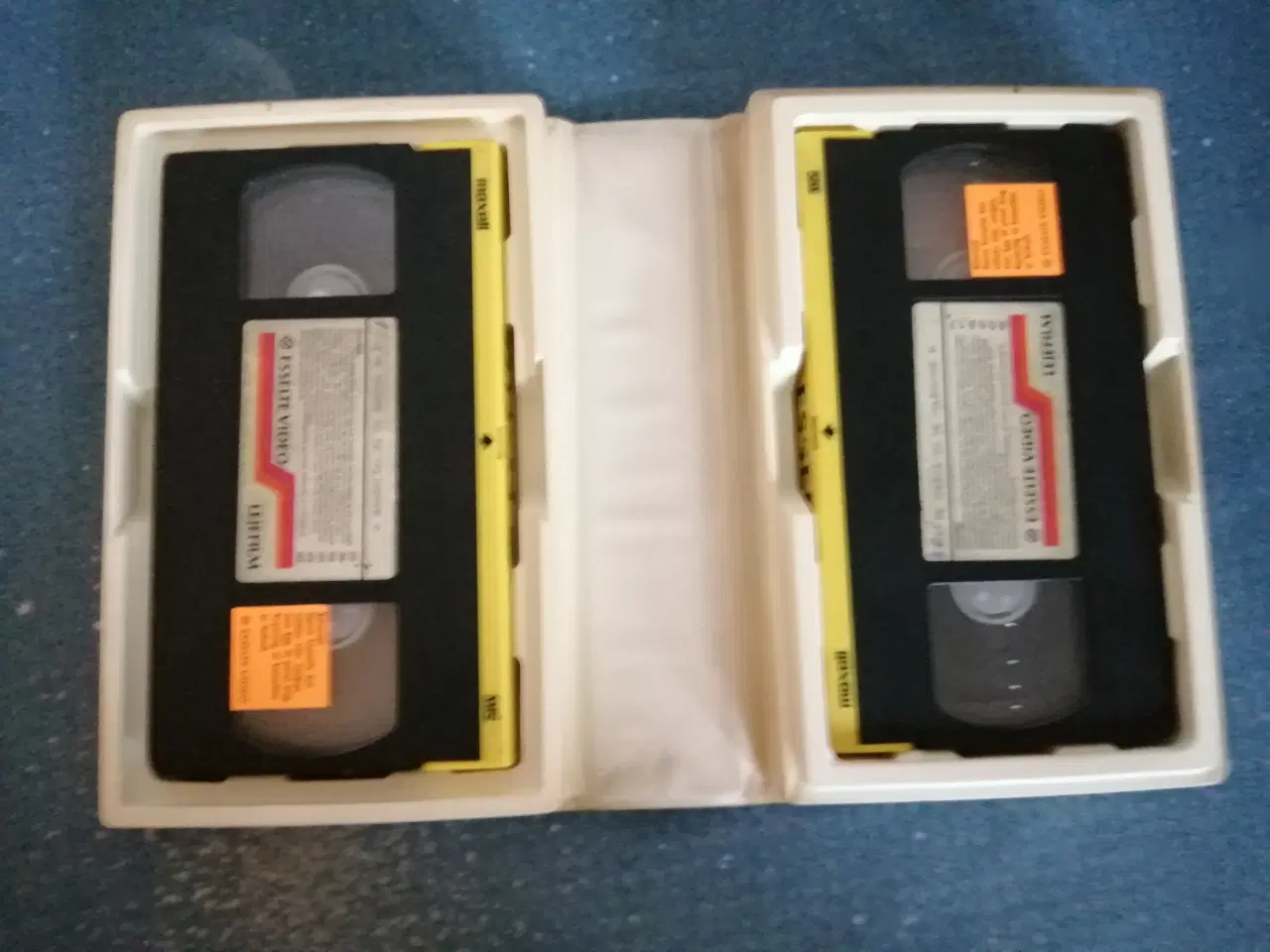 Billede 2 - De Smukke og Voldsomme