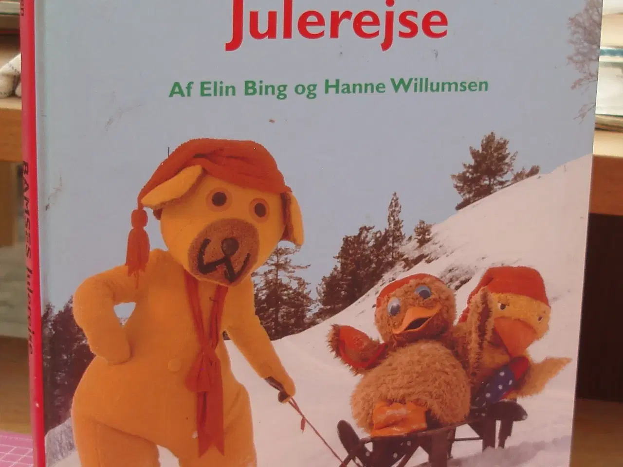 Billede 1 - Bamses Julerejse af Elin Bing og Hanne Willumsen