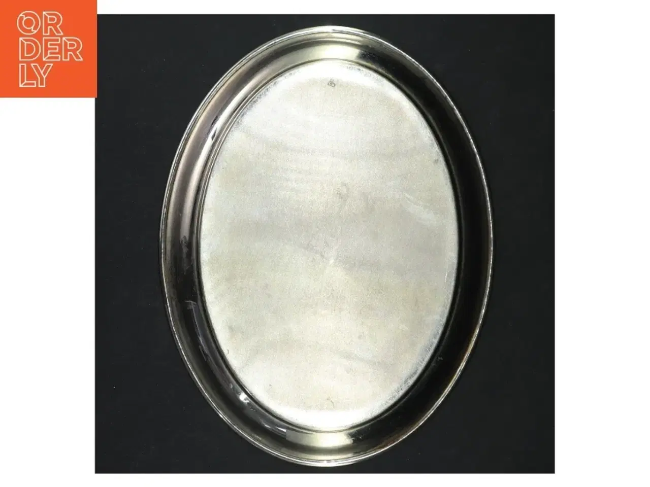 Billede 1 - Oval metal fad (str. 25x19 cm)