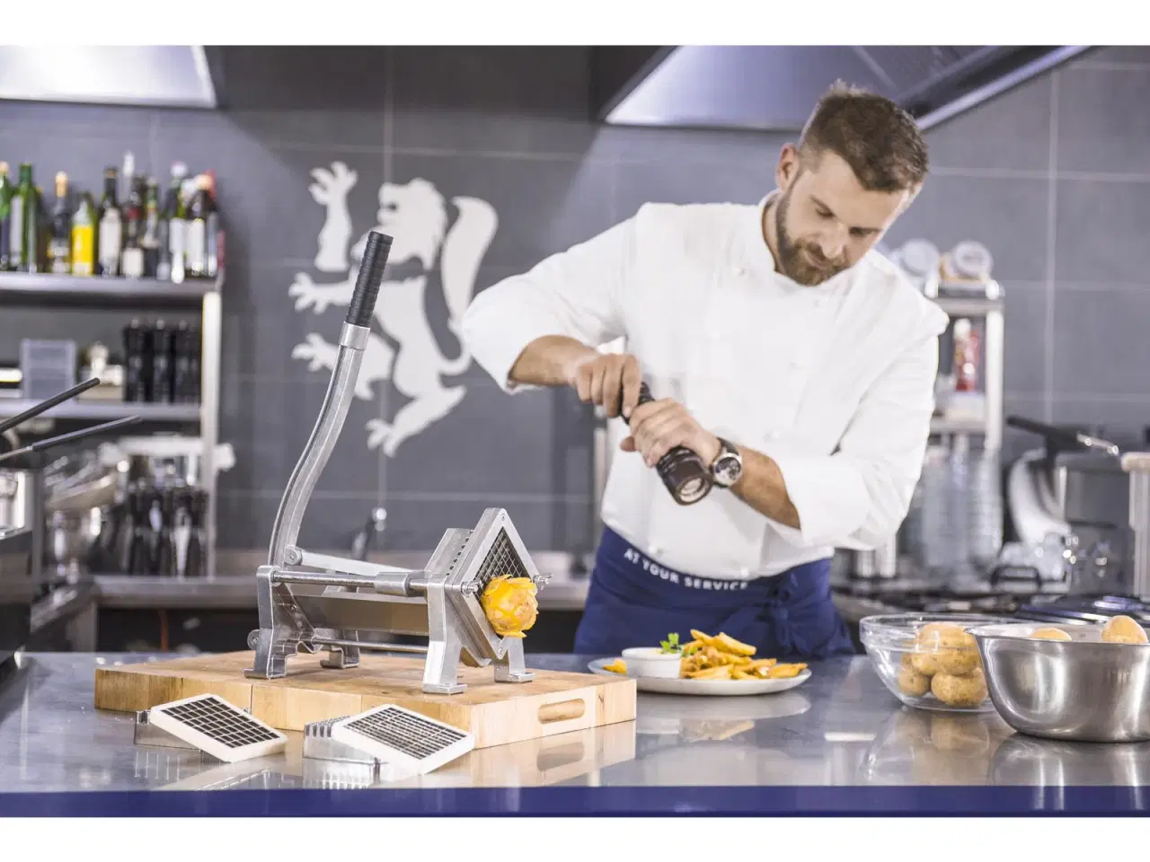 Billede 3 - Professionel Pommes Frites Skærer inkl. 3 Knive