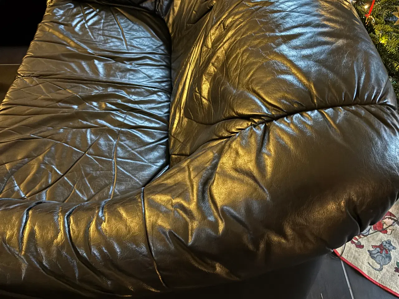 Billede 1 - 3 og 2 personers lædersofa (sort). Sider læder