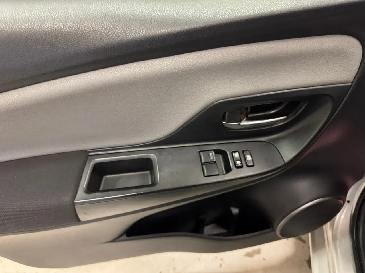 Billede 13 - Toyota Yaris 1,0 VVT-i T2 Touch