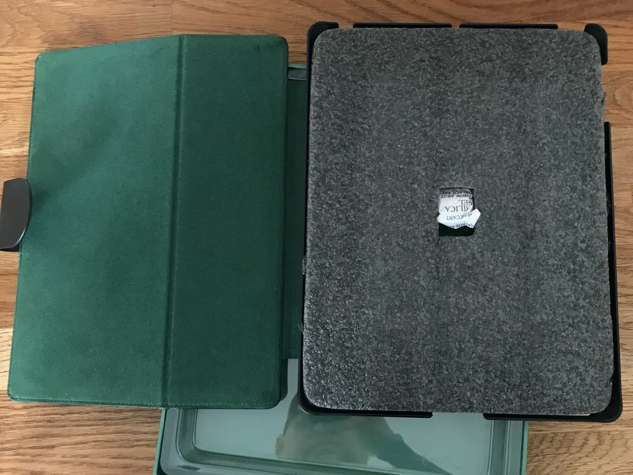 Billede 4 - Nyt: Aston Martin iPad cover 