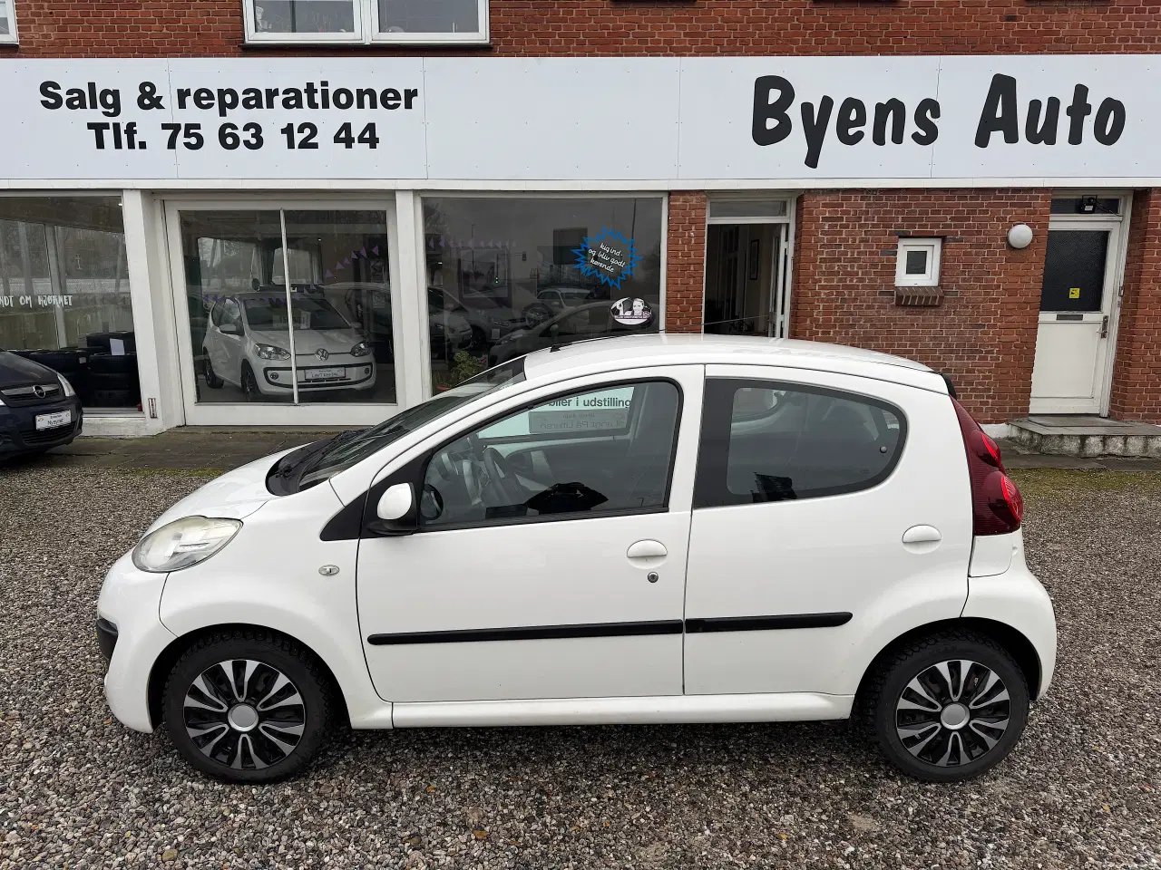 Billede 1 - Peugeot 107 Nysyn Meget Pæn og velholdt 