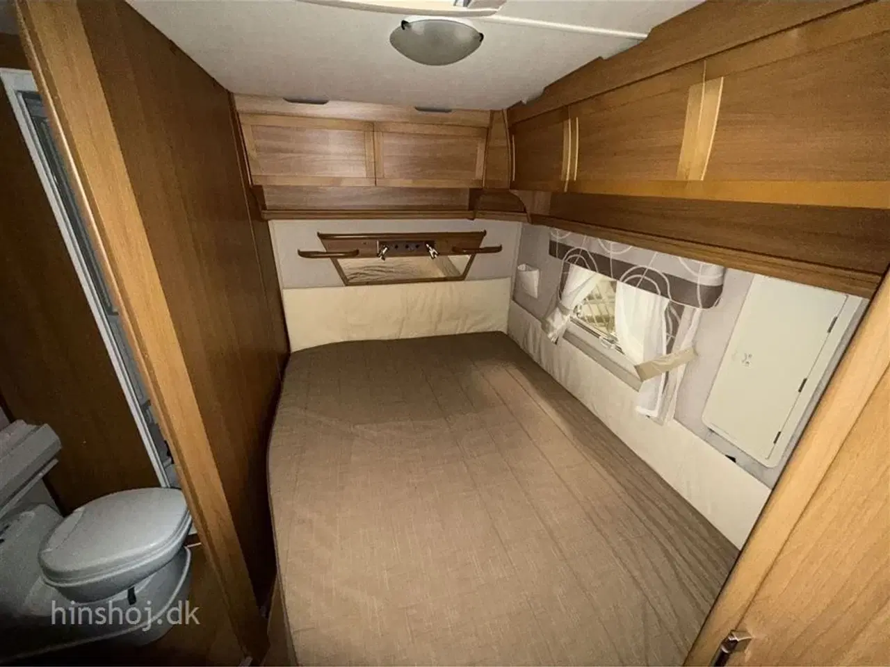 Billede 9 - 2009 - Kabe Royal 610 DXL KS   Dejlig Kabe med franskseng og rundsidegruppe fra Hinshøj Caravan A/S