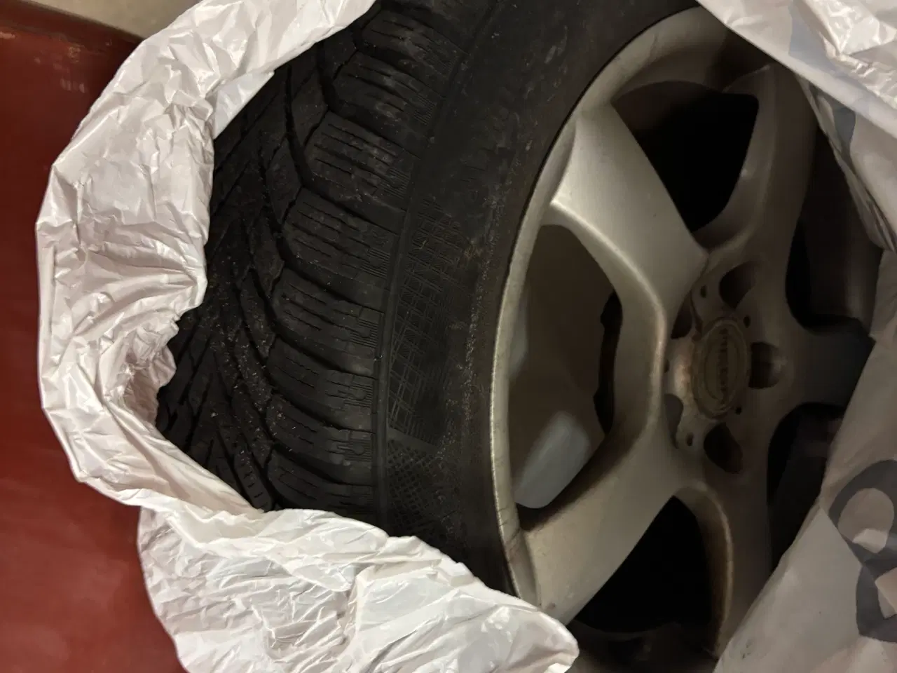 Billede 5 - Vinterdæk på alufælge