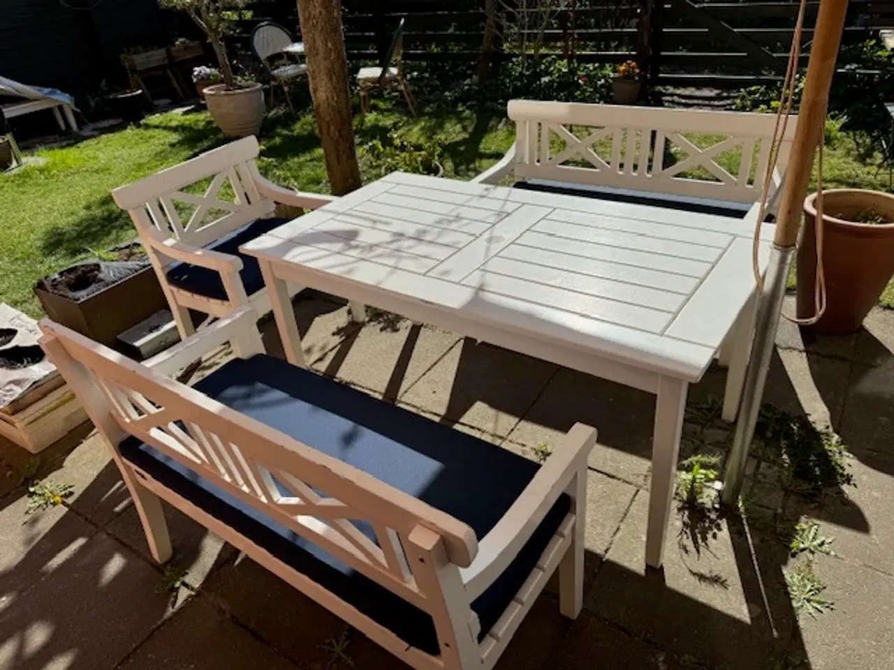 Billede 1 - Hvide Trip Trap Drachmann Havemøbler