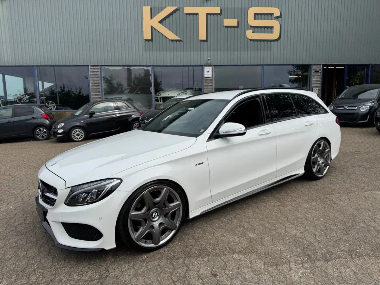 Billede 1 - Mercedes C400 3,0 AMG Line stc. aut. 4Matic